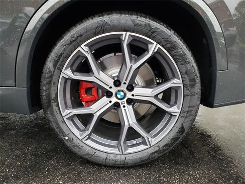 New 2026 BMW X5 M60i image 27