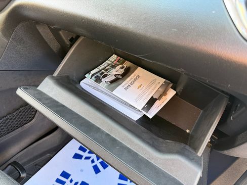 Used 2019 Chevrolet Equinox LT image 24