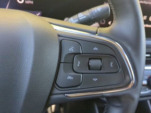Used 2025 Buick Envista Preferred w/ Convenience I Package image 24