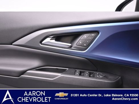 New 2026 Chevrolet Equinox EV LT image 18