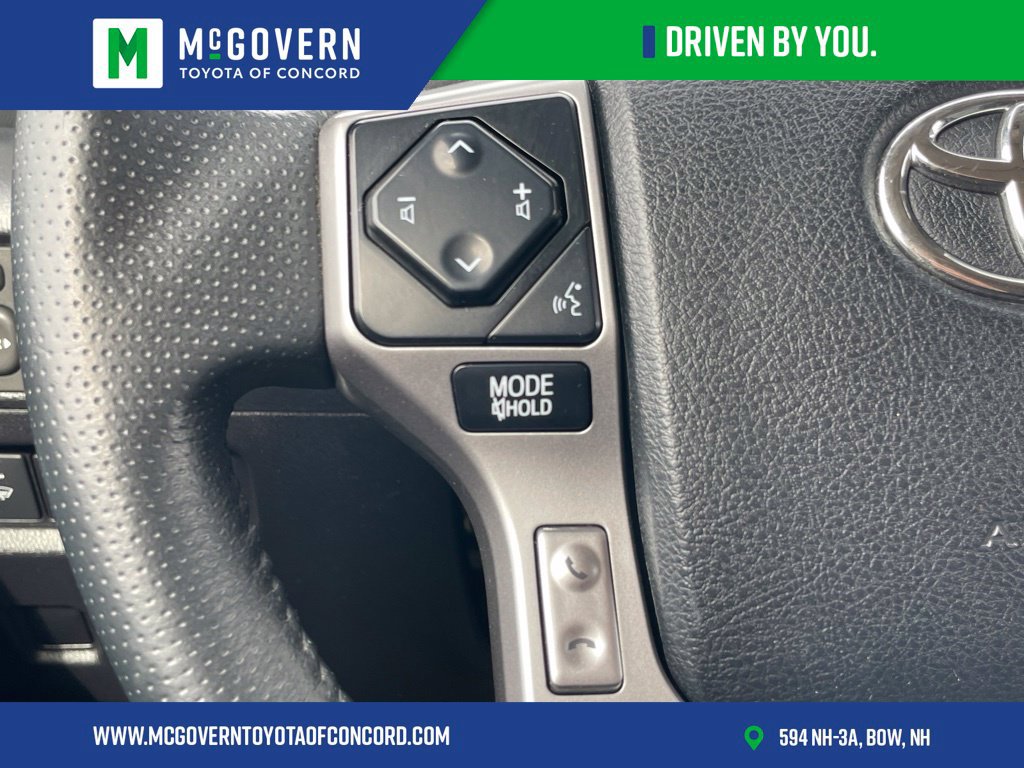 Used 2020 Toyota 4Runner SR5 Premium w/ Moonroof Package AWD/4WD image 28