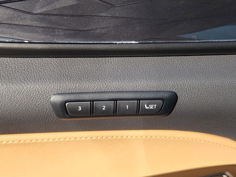 Used 2025 Lexus NX 250 250 Premium w/ Accessory Package (Z1) image 31