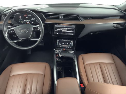 Used 2022 Audi e-tron Premium image 19