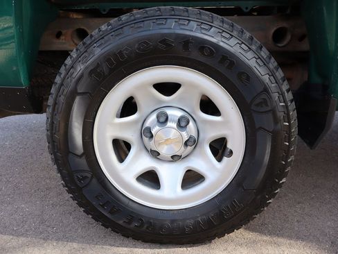 Used 2017 Chevrolet Silverado 1500 W/T w/ Trailering Package image 34