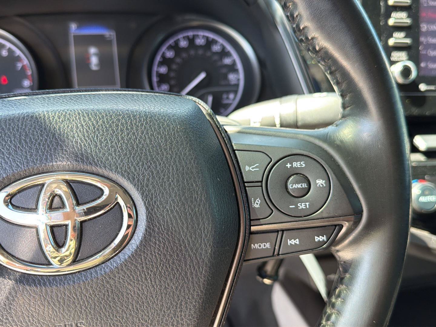 Used 2021 Toyota Camry SE FWD image 22