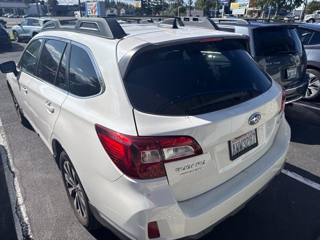 Used 2016 Subaru Outback 2.5i Limited AWD/4WD image 2