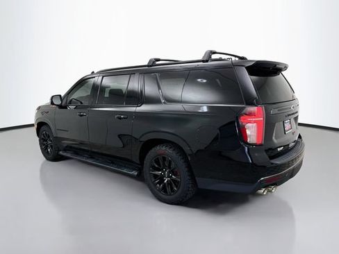 Used 2022 Chevrolet Suburban Z71 w/ Z71 Off-Road Package AWD/4WD image 5