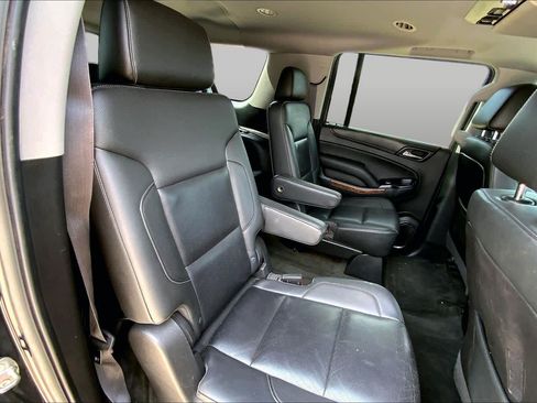 Used 2015 Chevrolet Suburban LTZ AWD/4WD image 17