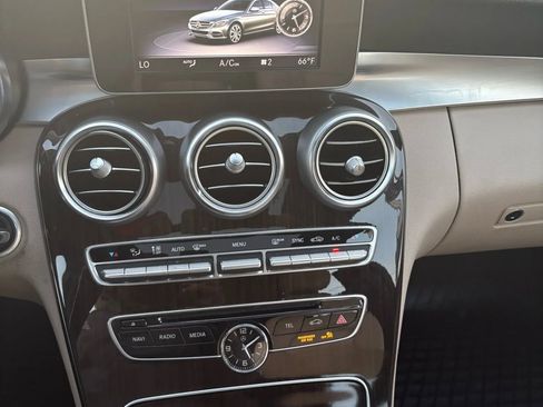 Used 2018 Mercedes-Benz C 300 4MATIC Sedan image 10