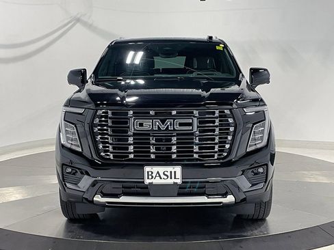 Used 2026 GMC Yukon XL Denali Ultimate AWD/4WD image 9