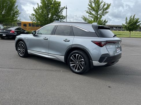 Used 2024 Acura ZDX A-Spec AWD/4WD image 3
