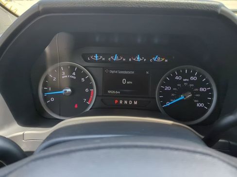Certified 2022 Ford F350 XLT w/ Camper Package AWD/4WD image 23