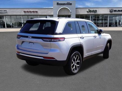 New 2025 Jeep Grand Cherokee Limited w/ Trailer Tow Package image 3
