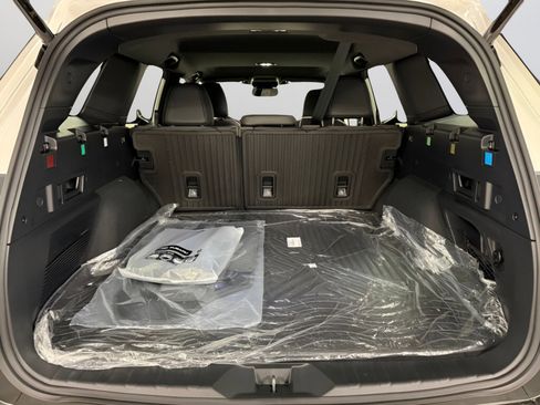 New 2026 Subaru Outback Limited XT image 9