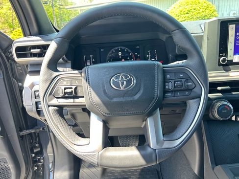New 2026 Toyota 4Runner SR5 AWD/4WD image 22