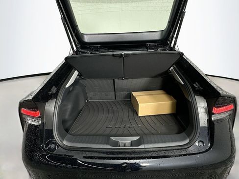 New 2026 Toyota Prius Plug-In Hybrid FWD image 24