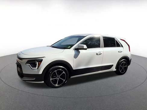 Used 2026 Kia Niro LX FWD image 8