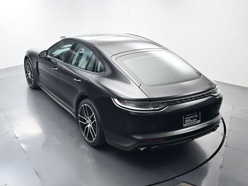 Certified 2023 Porsche Panamera Platinum Edition RWD image 35