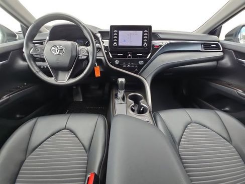Used 2024 Toyota Camry SE FWD image 10