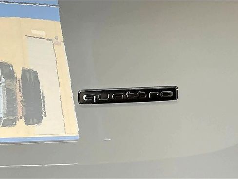 Used 2022 Audi Q7 Premium Plus w/ Premium Plus Package image 11