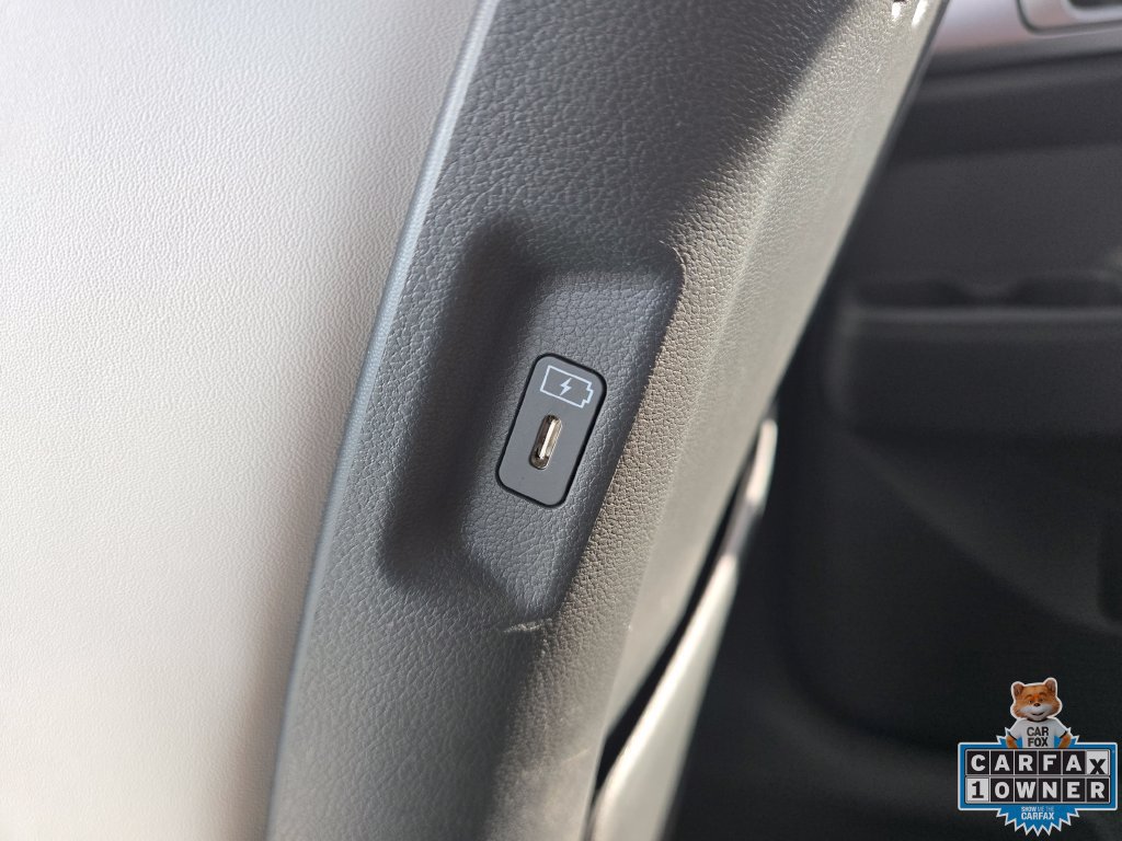 Used 2025 Hyundai Santa Fe SEL FWD image 59