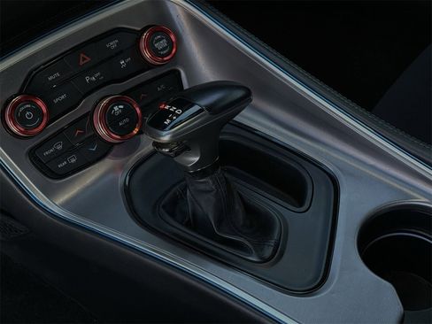 Used 2019 Dodge Challenger R/T image 19