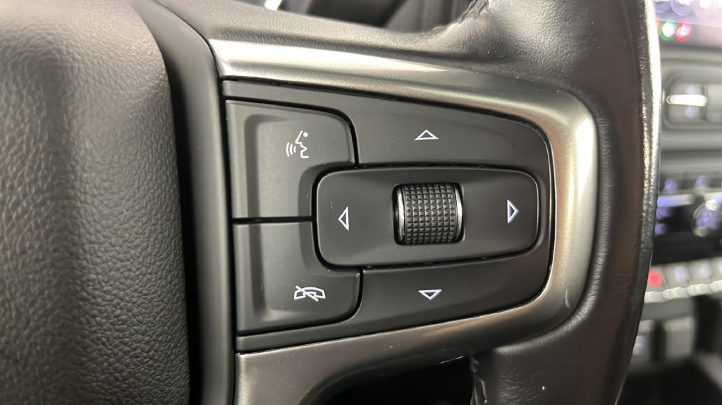Used 2020 Chevrolet Silverado 1500 RST w/ True North Edition AWD/4WD image 27