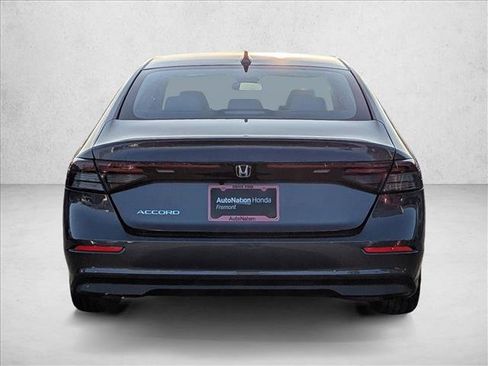 New 2025 Honda Accord LX image 7