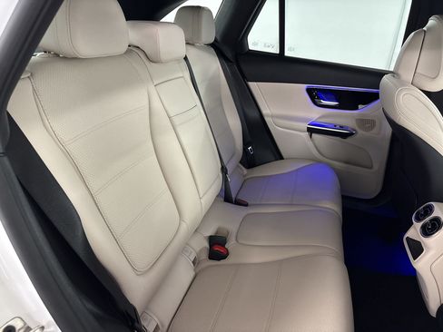 Certified 2025 Mercedes-Benz GLC 350e 4MATIC image 31