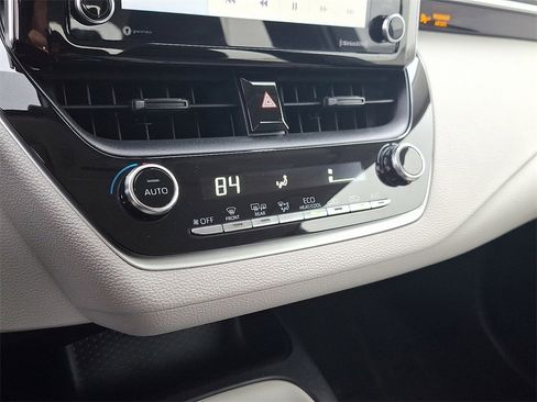 Certified 2021 Toyota Corolla LE w/ Carpet Mat Package (TMS) image 14