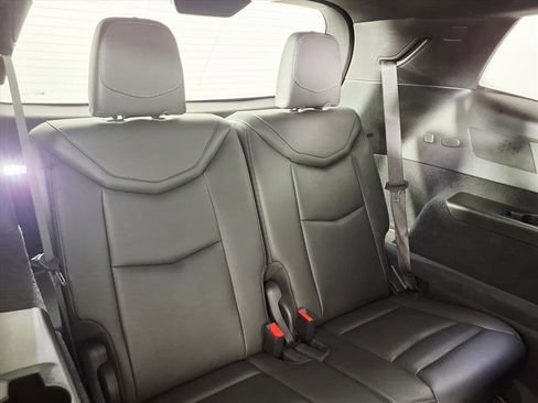 Certified 2025 Cadillac XT6 Premium Luxury image 13