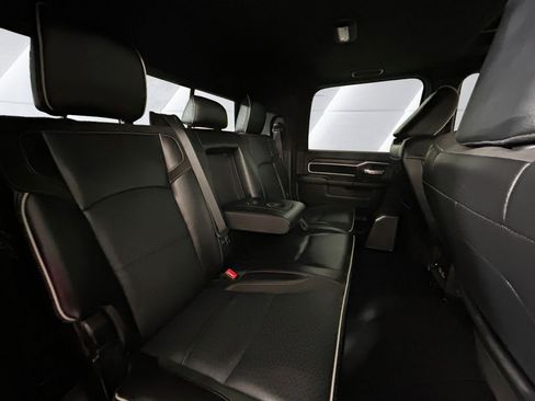 Used 2025 RAM 2500 Laramie AWD/4WD image 16