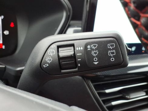 Used 2024 Ford Escape ST-Line w/ Tech Pack #1 AWD/4WD image 24
