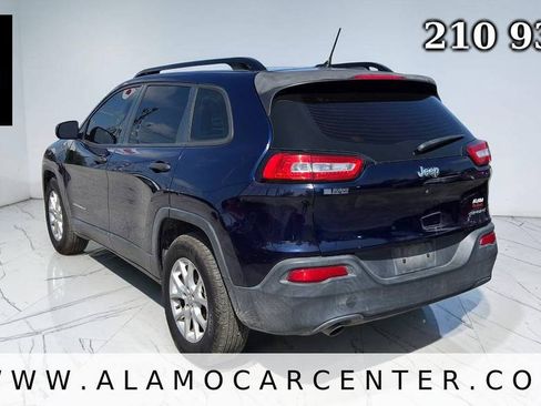 Used 2015 Jeep Cherokee Sport w/ Sport Appearance Group FWD image 3