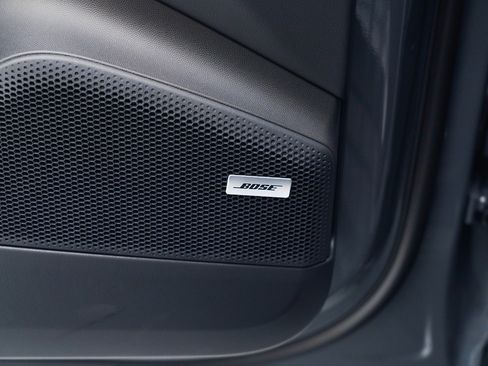 New 2025 Porsche Macan 4S Electric image 26