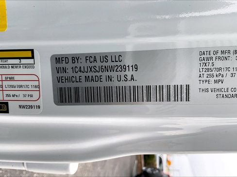 Used 2022 Jeep Wrangler Unlimited Rubicon image 32