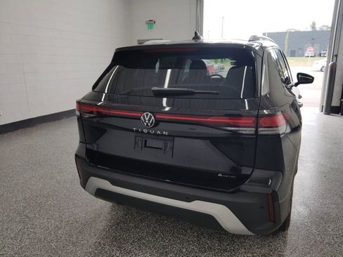 New 2026 Volkswagen Tiguan S AWD/4WD image 4