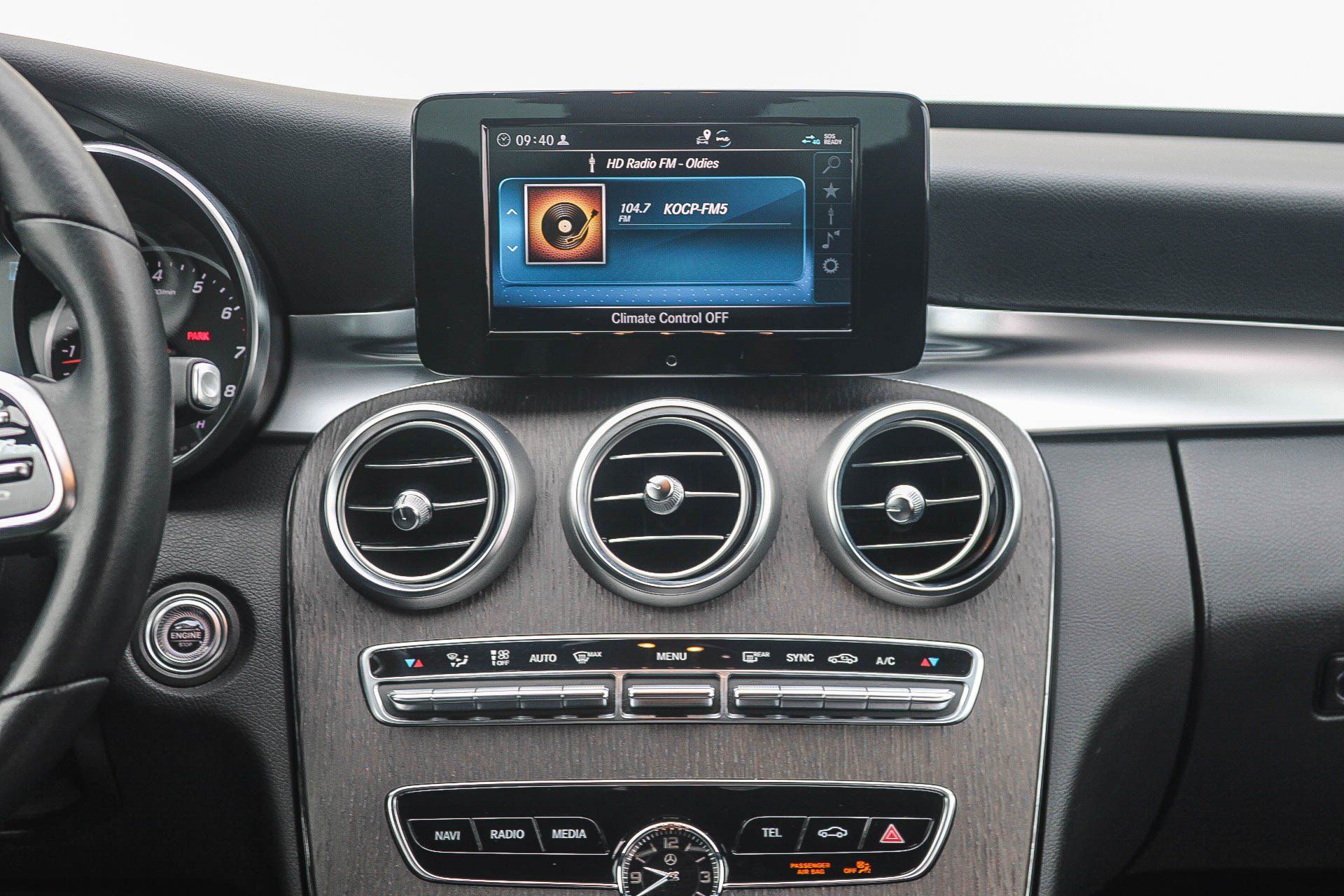 Used 2019 Mercedes-Benz C 300 Sedan image 14