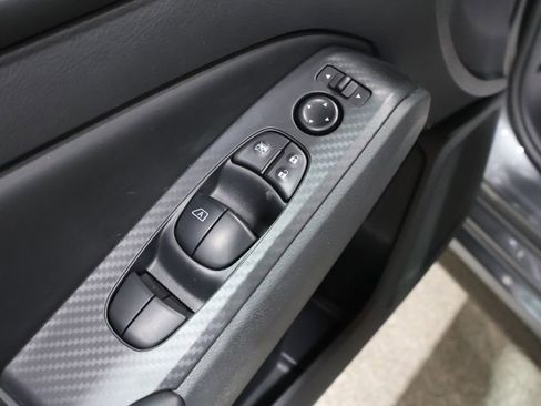 Used 2024 Nissan Altima 2.5 S FWD image 12