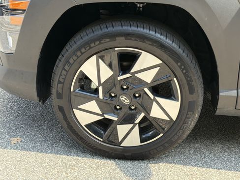Used 2025 Hyundai Kona SEL AWD/4WD image 29