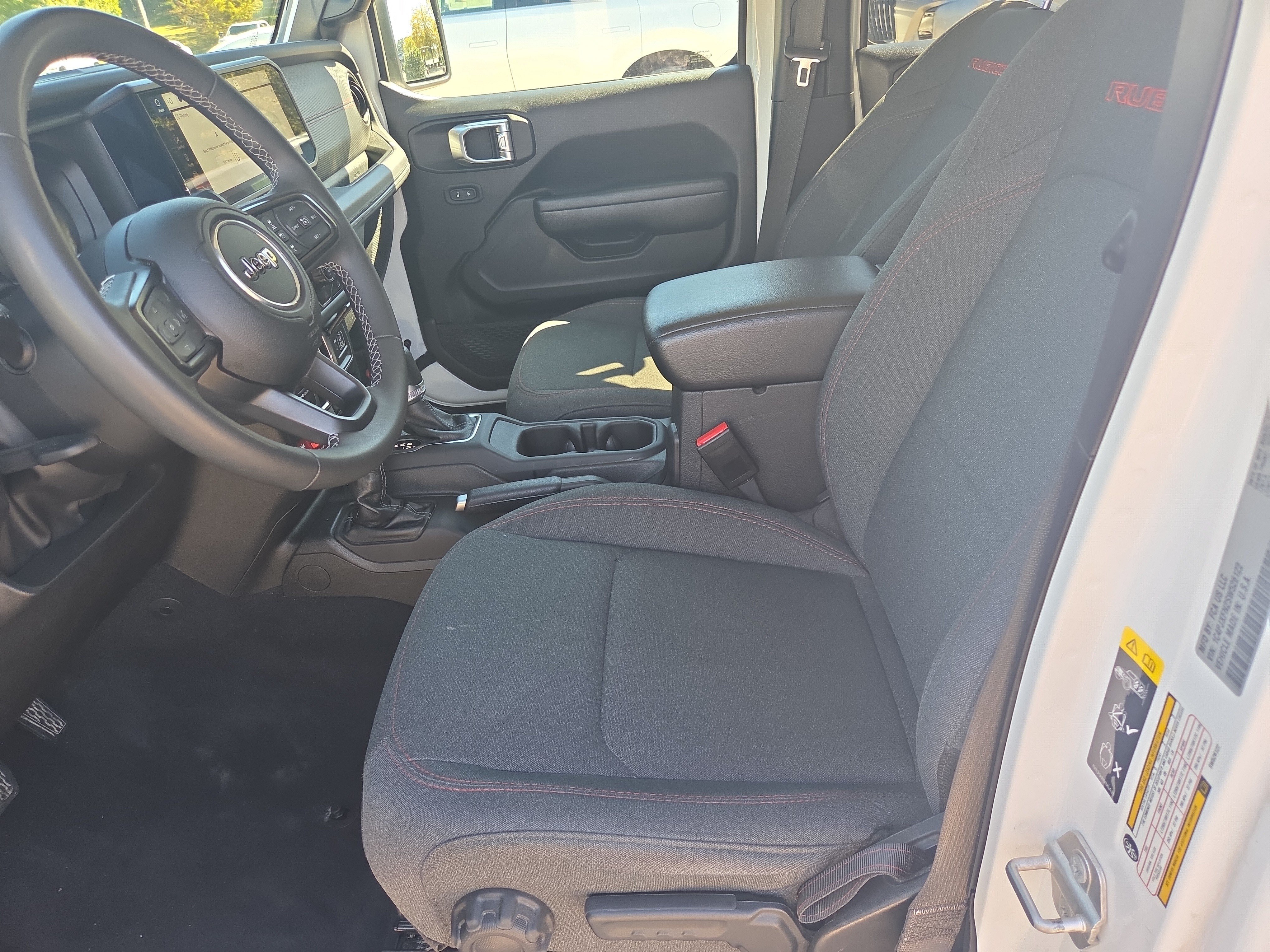 Used 2024 Jeep Wrangler High Altitude AWD/4WD image 5