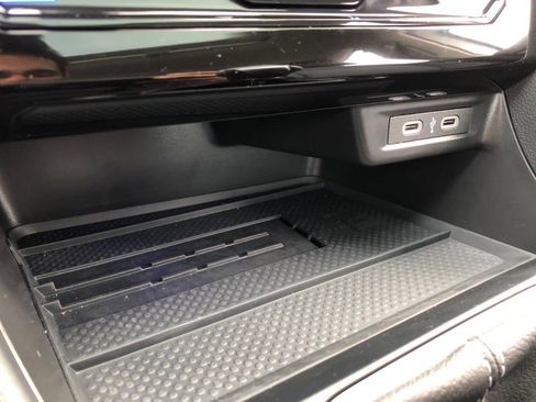 Used 2025 Volkswagen Jetta SEL image 31