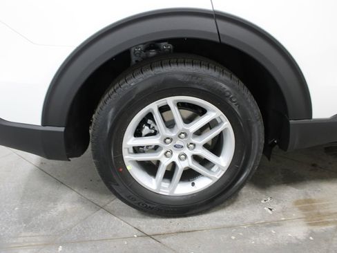 New 2026 Ford Explorer Active image 38