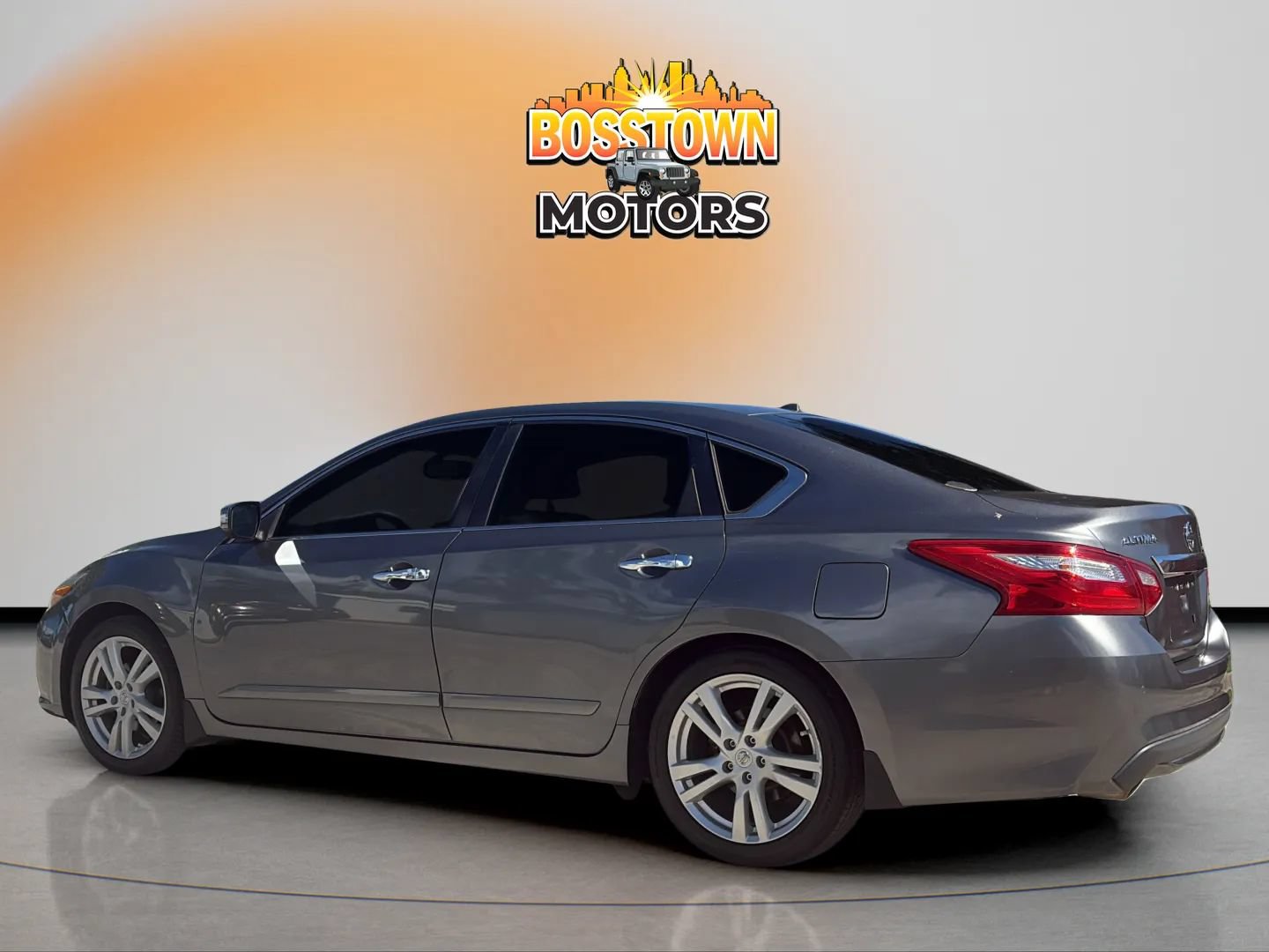 Used 2016 Nissan Altima 3.5 SL FWD image 4