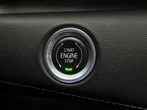 Used 2021 Cadillac Escalade Sport w/ Driver Assist Tech Package AWD/4WD image 21