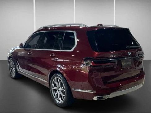 Used 2024 BMW X7 xDrive40i AWD/4WD image 10