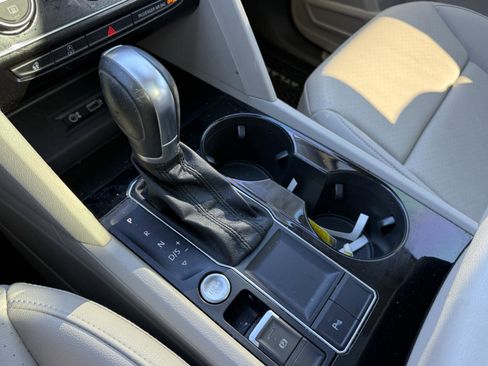 Used 2019 Volkswagen Atlas SEL image 26