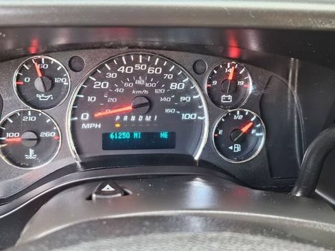 Used 2021 Chevrolet Express 3500 LS RWD image 9