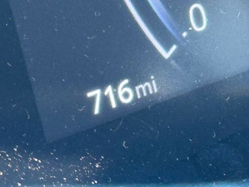 Used 2025 Toyota Grand Highlander FWD image 19