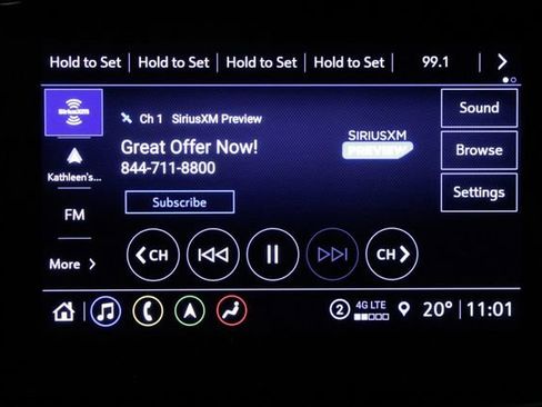 Used 2023 Chevrolet Traverse RS image 34